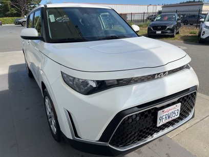 Used 2023 Kia Soul LX