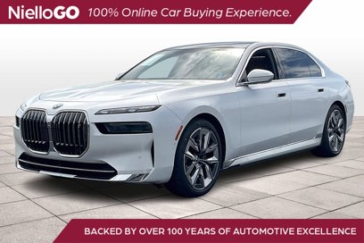 Used 2023 BMW i7 xDrive60 w/ Executive Package 2