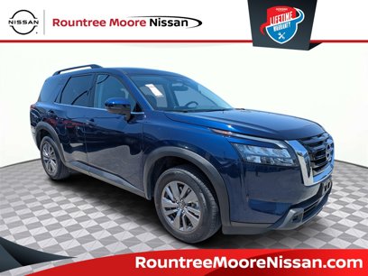 Used 2024 Nissan Pathfinder SV