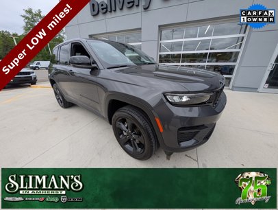 Used 2023 Jeep Grand Cherokee Altitude