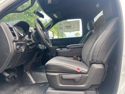 New 2024 RAM 3500 Tradesman w/ Chrome Appearance Group