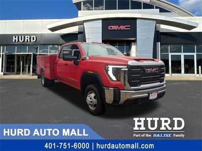 New 2025 GMC Sierra 3500 Pro w/ Convenience Package