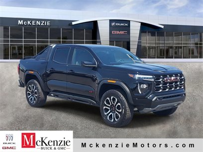 New 2025 GMC Canyon AT4 w/ Nightfall Edition