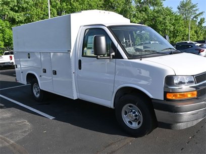New 2024 Chevrolet Express 3500 w/ Power Convenience Package