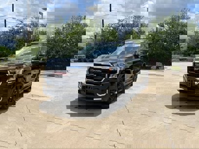 Used 2022 GMC Terrain SLE w/ Driver Convenience Package