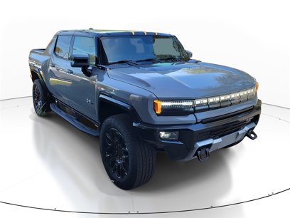 New 2025 GMC Hummer EV 2X w/ LPO, Sport Package