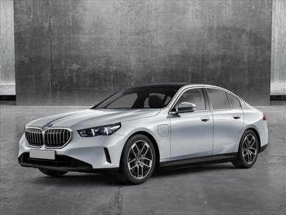 New 2026 BMW 550e xDrive w/ Premium Package