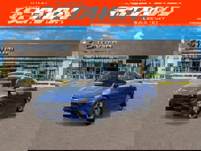 New 2025 Hyundai Elantra SE
