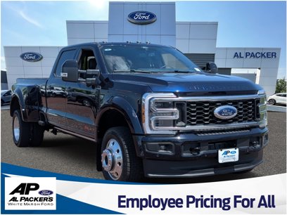 New 2025 Ford F450 Platinum w/ FX4 Off-Road Package