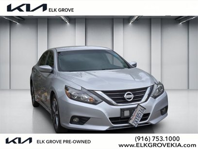 Used 2016 Nissan Altima 2.5 SR w/ LED Appearance Package