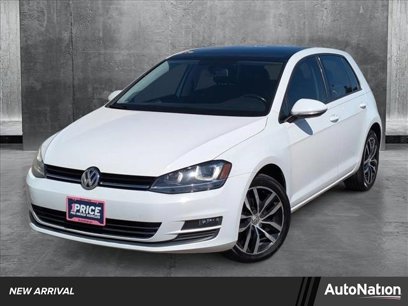 Used 2016 Volkswagen Golf SE w/ Lighting Package