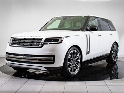 New 2025 Land Rover Range Rover SE