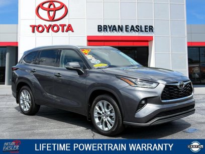 Used 2024 Toyota Highlander XLE