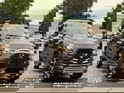 Used 2018 INFINITI QX30 Premium w/ Navigation Package