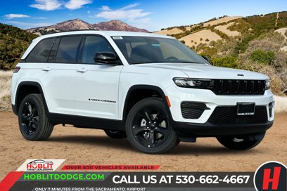 New 2025 Jeep Grand Cherokee Altitude