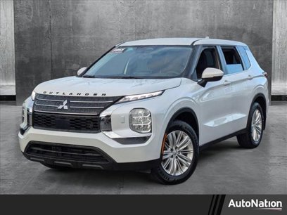 Used 2023 Mitsubishi Outlander ES