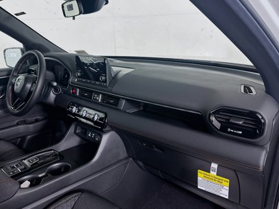 New 2025 Honda Pilot Sport
