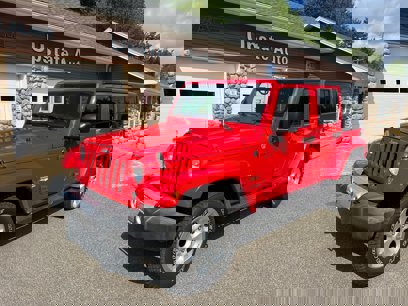 Used 2015 Jeep Wrangler Unlimited Sahara w/ Connectivity Group