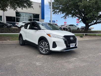Used 2024 Nissan Kicks SV