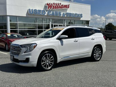 Used 2024 GMC Terrain Denali w/ Denali Premium Package