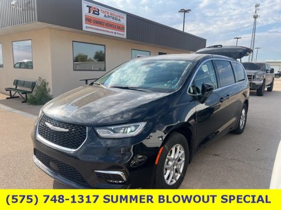 Used 2023 Chrysler Pacifica Touring-L