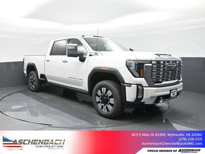 New 2025 GMC Sierra 2500 Denali w/ Snow Plow Prep/Camper Package