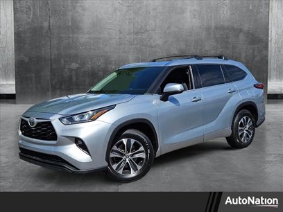 Used 2020 Toyota Highlander XLE