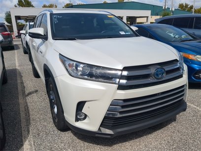 Certified 2019 Toyota Highlander Limited Platinum