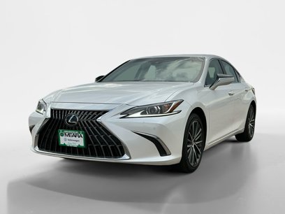 Used 2023 Lexus ES 250 w/ Premium Package