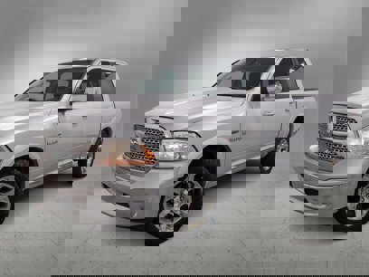 Used 2016 RAM 1500 Laramie w/ Convenience Group