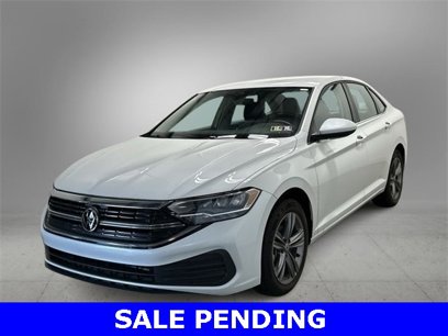 Used 2023 Volkswagen Jetta SE