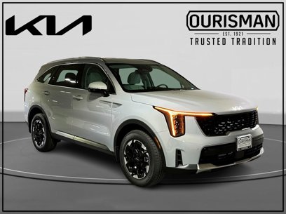 New 2025 Kia Sorento S