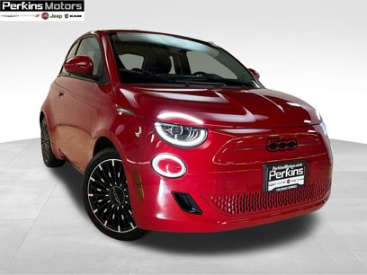 New 2024 FIAT 500 e (RED)