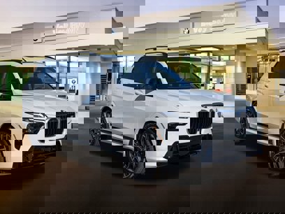 New 2025 BMW X7 M60i