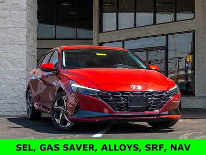 Used 2022 Hyundai Elantra SEL w/ Convenience + Premium Package