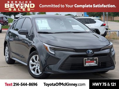 New 2025 Toyota Corolla LE