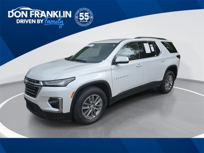 Used 2023 Chevrolet Traverse LT