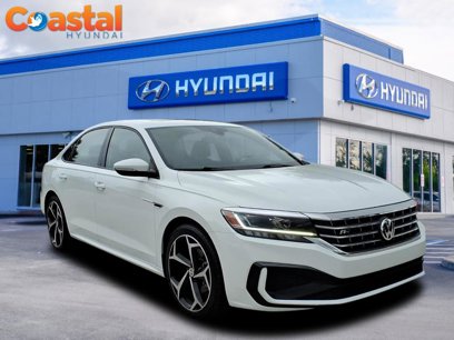 Used 2022 Volkswagen Passat 2.0T R-Line