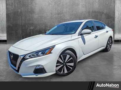 Used 2021 Nissan Altima 2.5 SV w/ SV Premium Package
