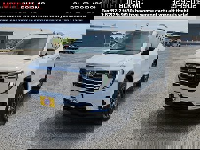 New 2025 GMC Acadia Elevation