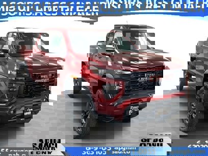 New 2025 GMC Canyon Elevation w/ Convenience Package