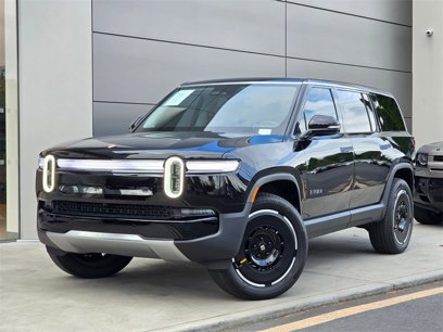 Used 2025 Rivian R1S Adventure