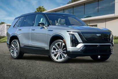 New 2026 Cadillac Vistiq Sport w/ LPO, Floor Liner Package