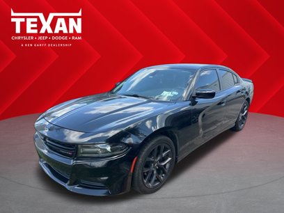 Used 2020 Dodge Charger SXT w/ Blacktop Package