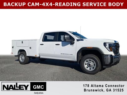 New 2025 GMC Sierra 3500 Pro w/ Convenience Package