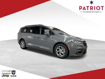 Used 2022 Chrysler Pacifica Limited