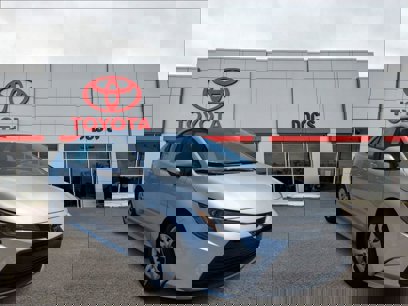 New 2025 Toyota Corolla LE