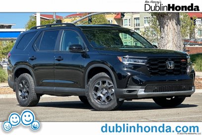 Used 2025 Honda Pilot TrailSport