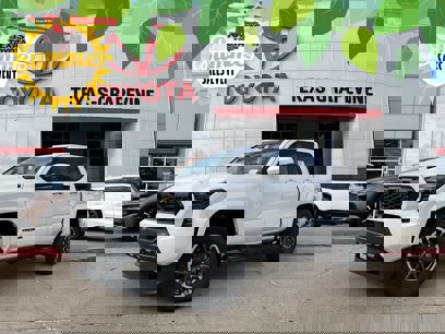 New 2024 Toyota Tacoma TRD Sport