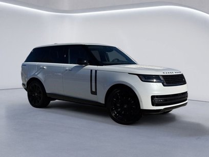 New 2025 Land Rover Range Rover SE